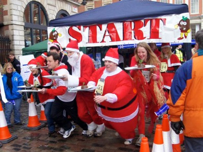 Great-Christmas-Pudding-Race-londres-covent-garden-navidad